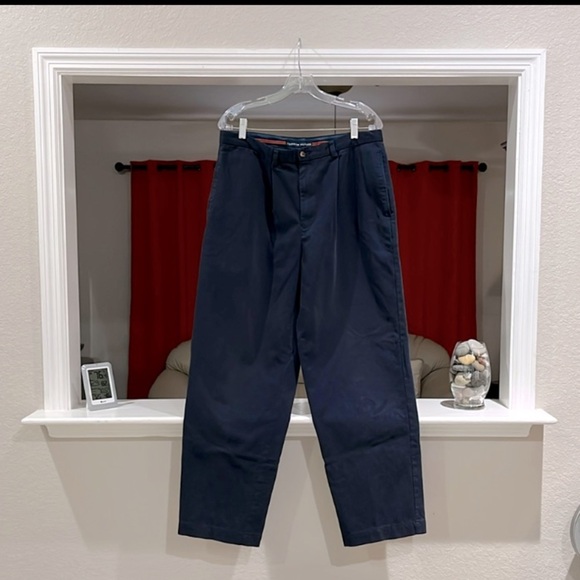 Tommy Hilfiger Men’s Navy Blue Pleated Chino Pants Size 34 - Picture 1 of 5